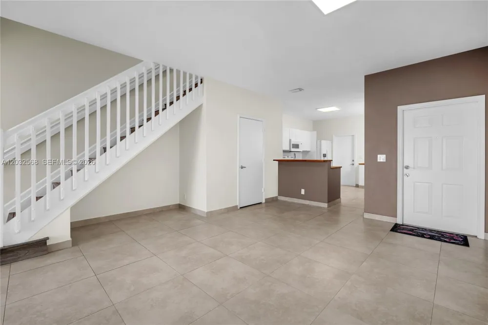 3698 San Simeon Cir Weston, FL 33331