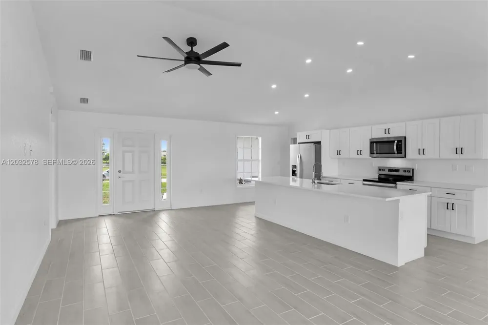 4130 NW 33rd Cape Coral, FL 33993