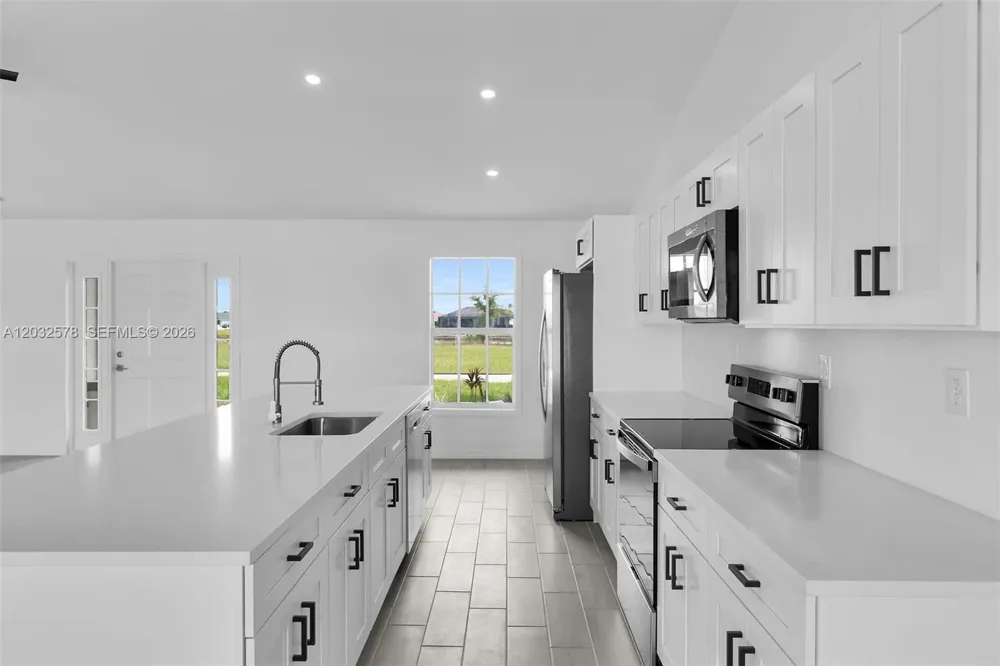 4130 NW 33rd Cape Coral, FL 33993