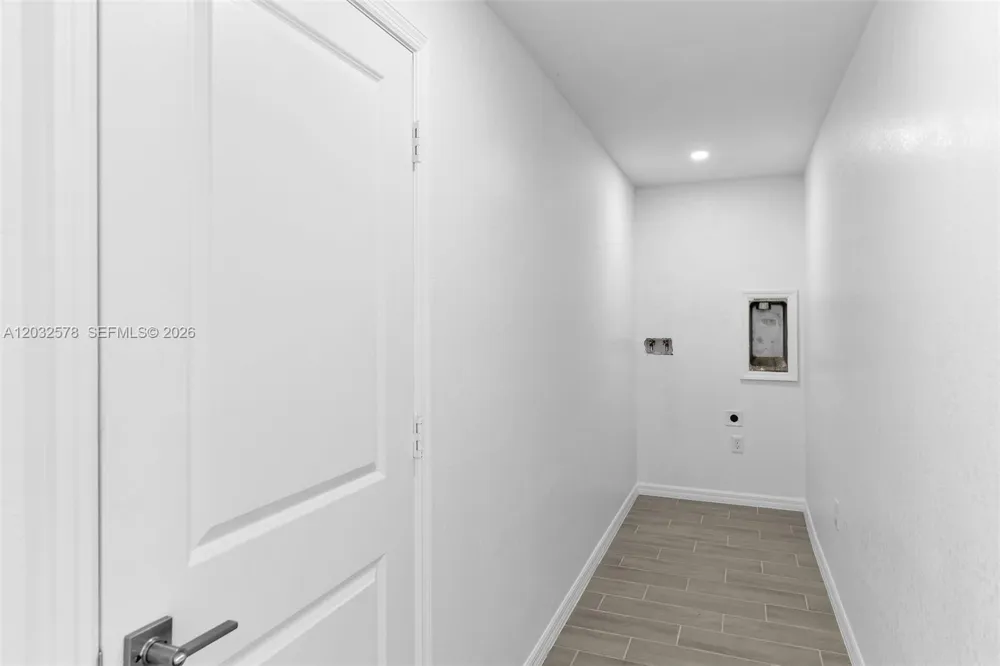 4130 NW 33rd Cape Coral, FL 33993