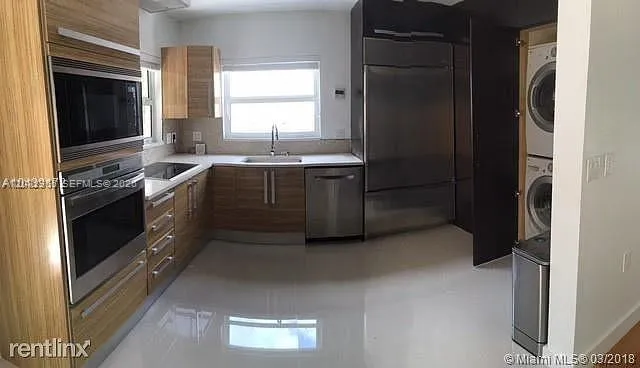 3 Farrey Ln #3 Miami Beach, FL 33139