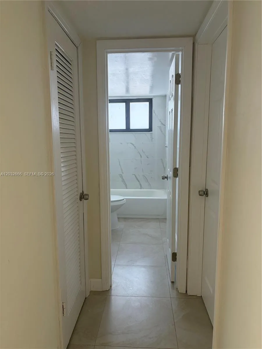 61 W 13th St #1 Hialeah, FL 33010