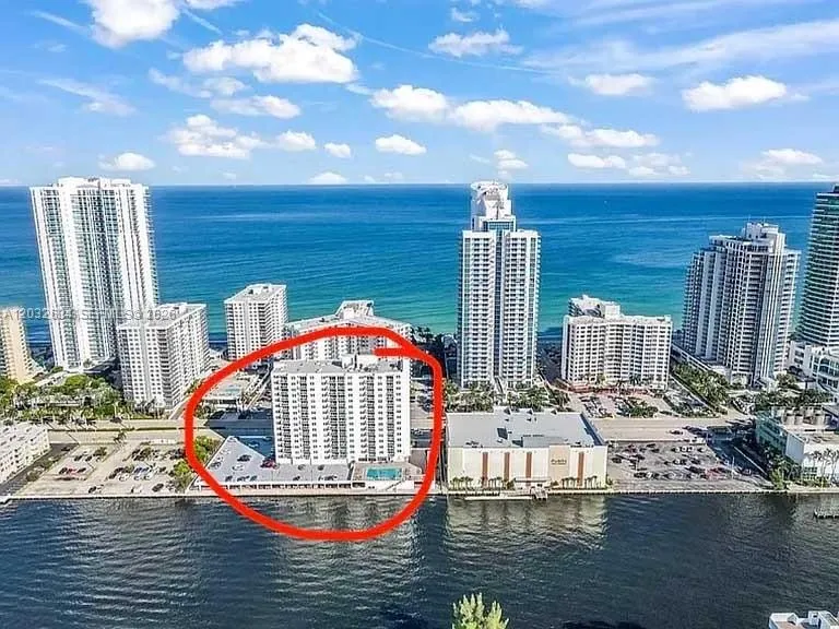 3000 S Ocean Dr #420 Hollywood, FL 33019