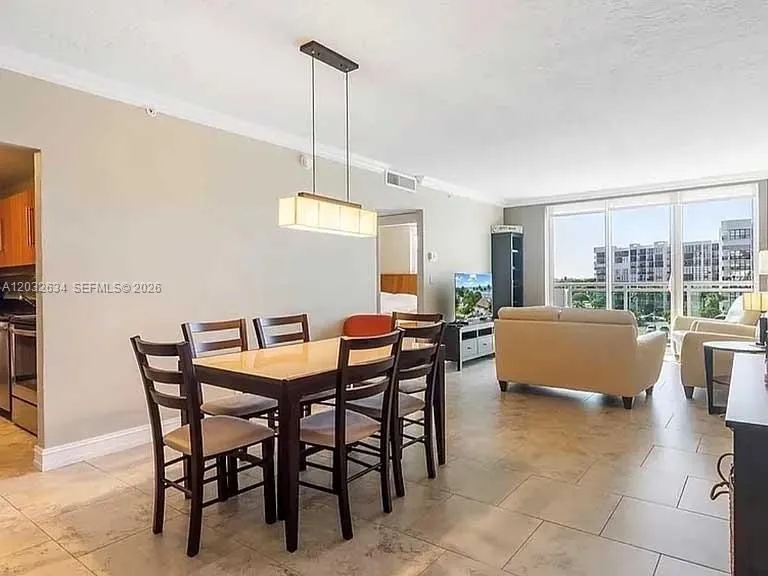3000 S Ocean Dr #420 Hollywood, FL 33019