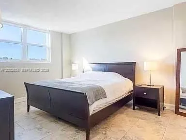 3000 S Ocean Dr #420 Hollywood, FL 33019