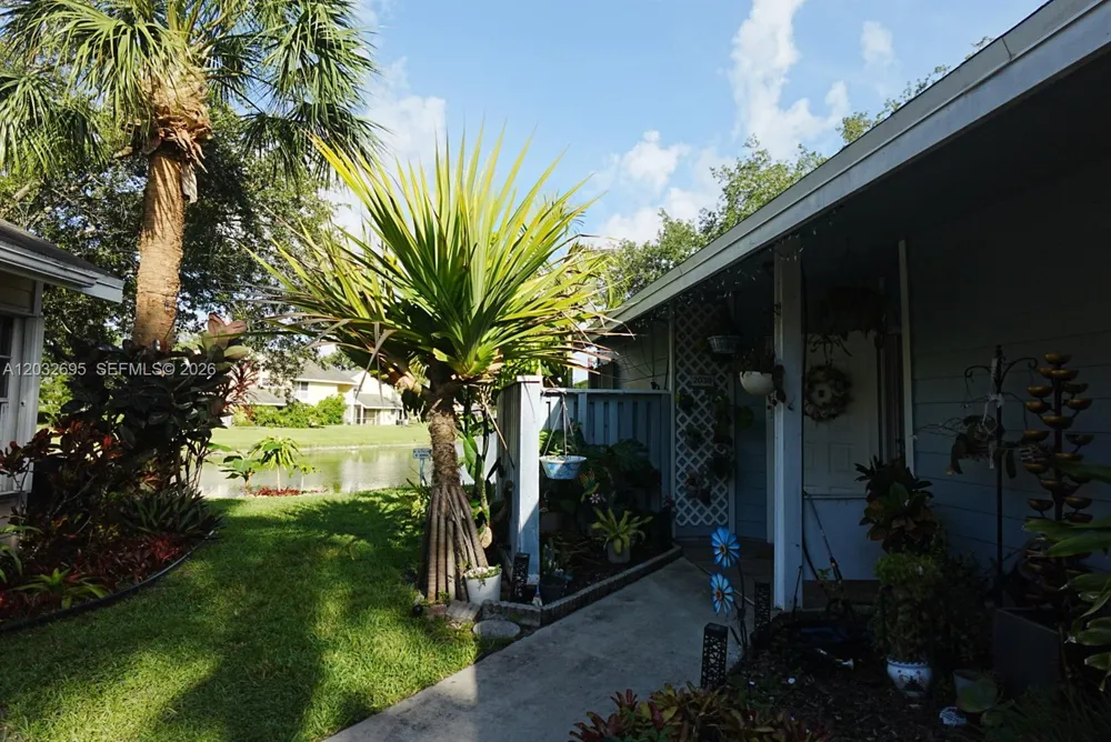 2038 Champions Way North Lauderdale, FL 33068
