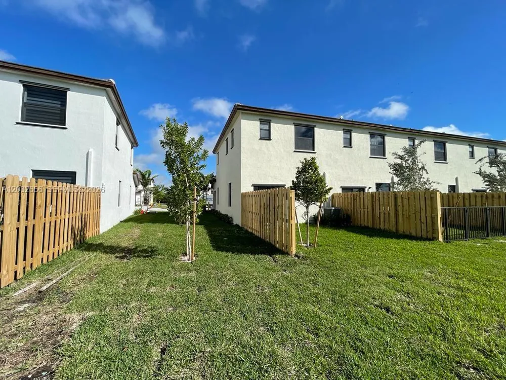 10144 SW 228th Ter Miami, FL 33190
