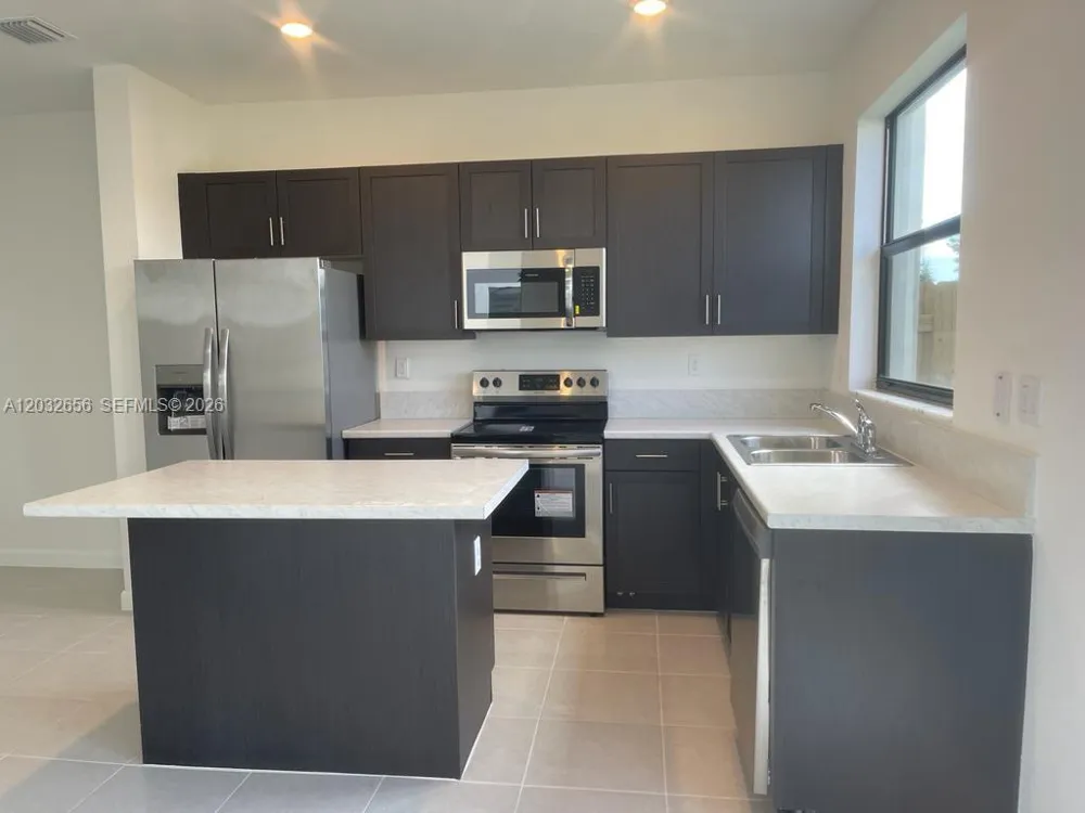 10144 SW 228th Ter Miami, FL 33190
