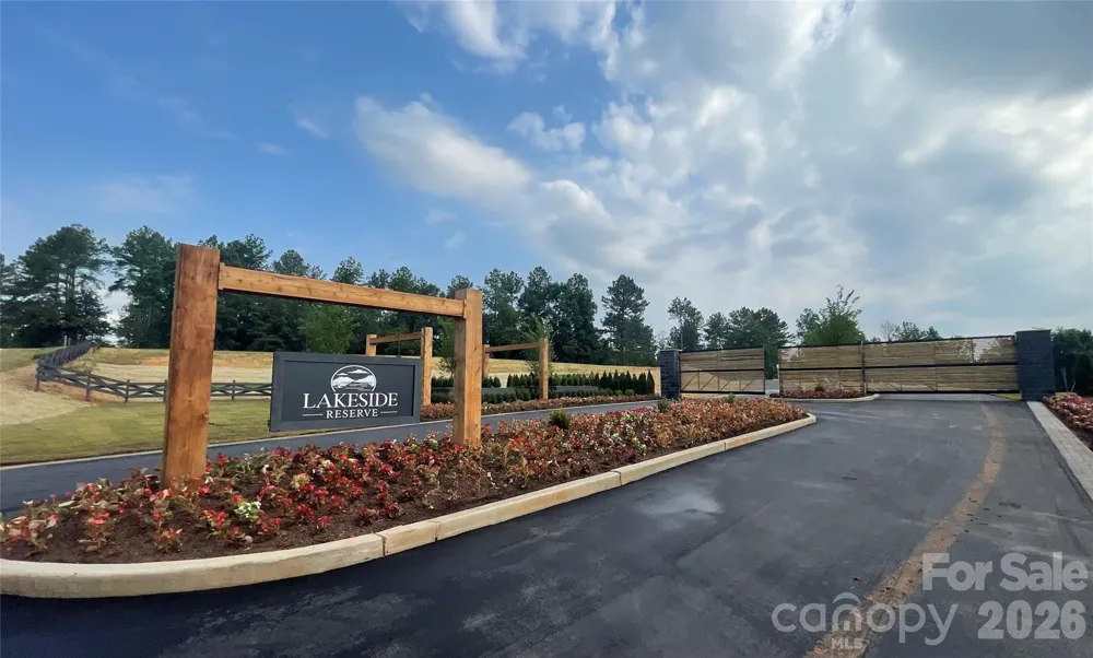 2143 Castle Peak Mountain #144 Connelly Springs, NC 28612