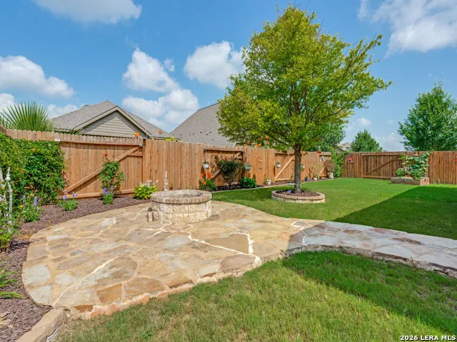 2908 GLEN VW Seguin, TX 78155