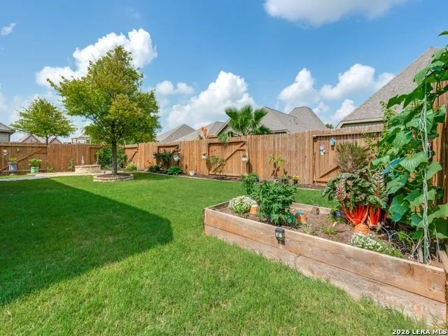 2908 GLEN VW Seguin, TX 78155