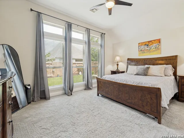 2908 GLEN VW Seguin, TX 78155