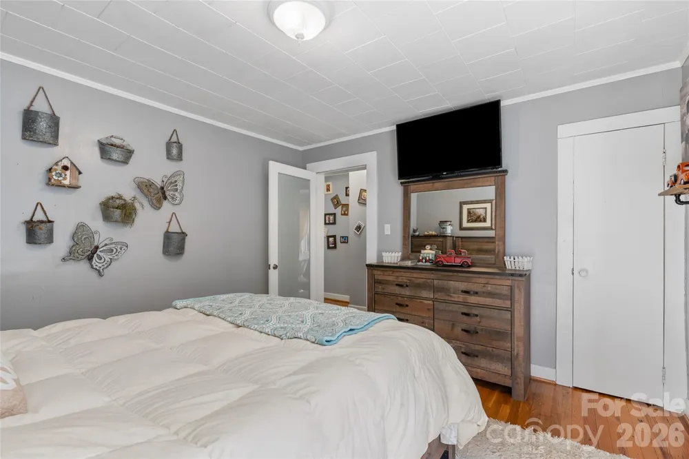 12892 US 23 Highway Mars Hill, NC 28754