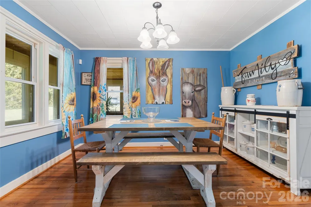 12892 US 23 Highway Mars Hill, NC 28754