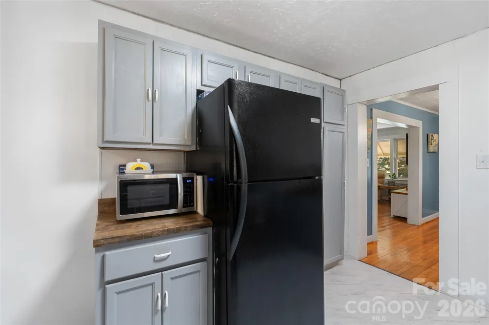 12892 US 23 Highway Mars Hill, NC 28754