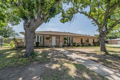 2863 Hitson Lane