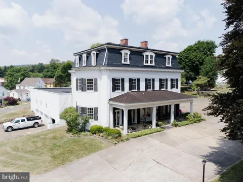 58 FROST AVENUE