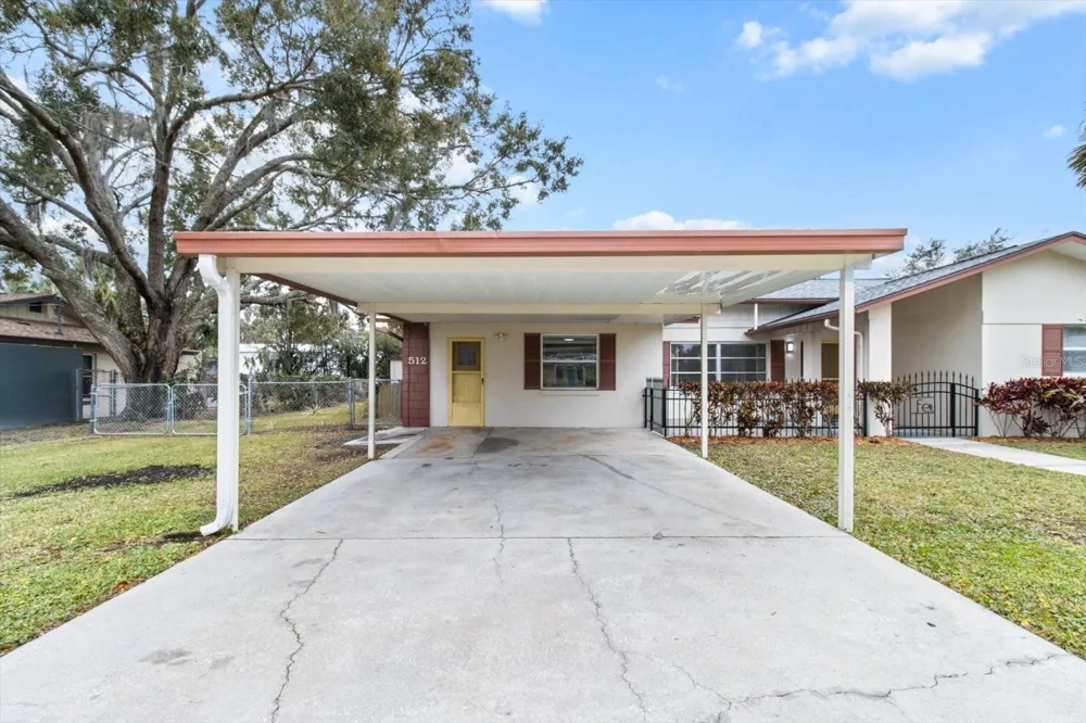 512 PARADISE POINT Crystal River, FL 34429