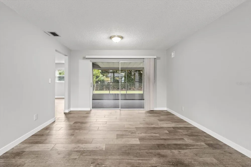 512 PARADISE POINT Crystal River, FL 34429