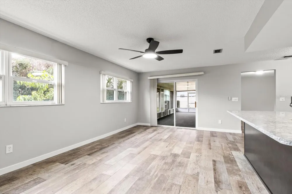 512 PARADISE POINT Crystal River, FL 34429