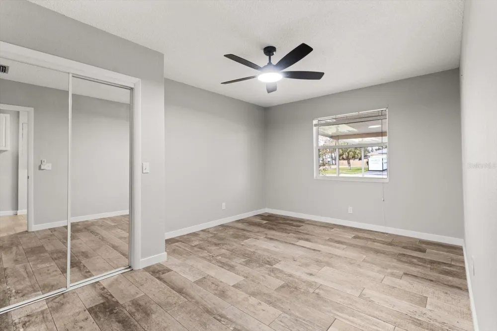 512 PARADISE POINT Crystal River, FL 34429