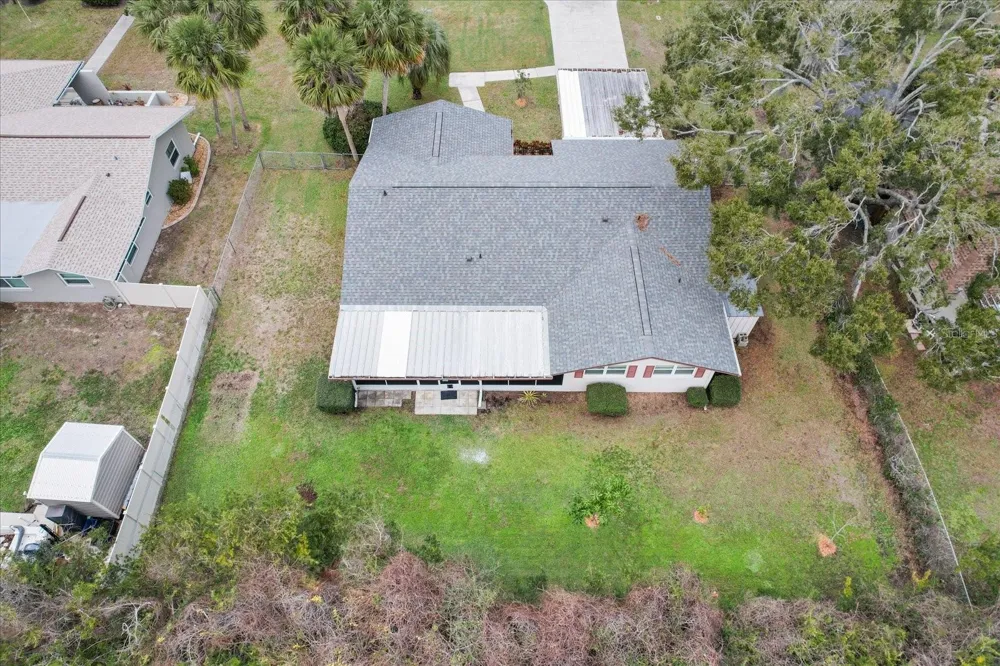 512 PARADISE POINT Crystal River, FL 34429