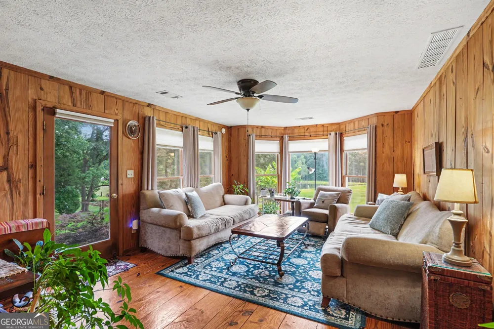 355 Inman RD Hampton, GA 30228