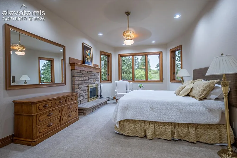 3282 Tomah Road Larkspur, CO 80118