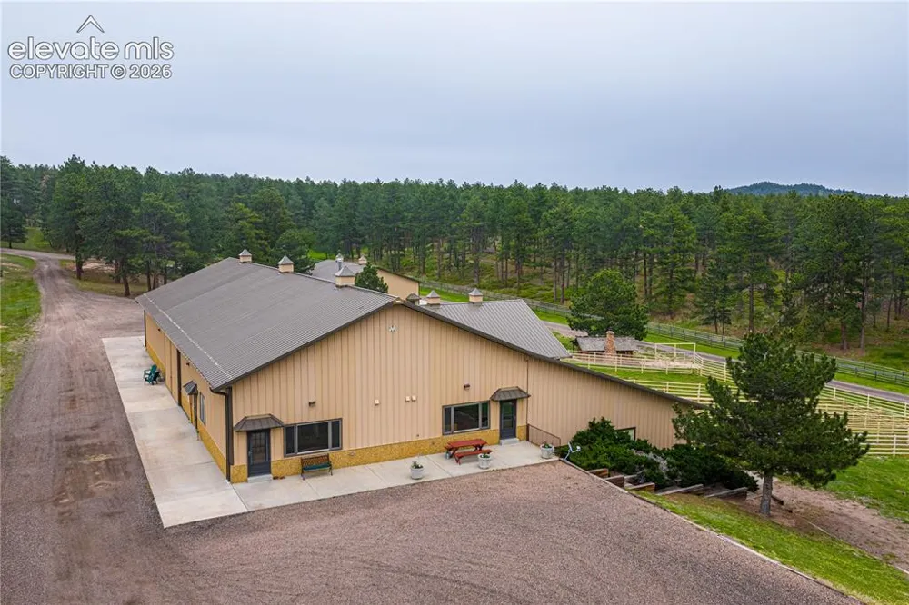 3282 Tomah Road Larkspur, CO 80118