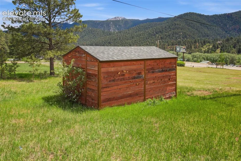 11155 3rd Avenue Woodland Park, CO 80863
