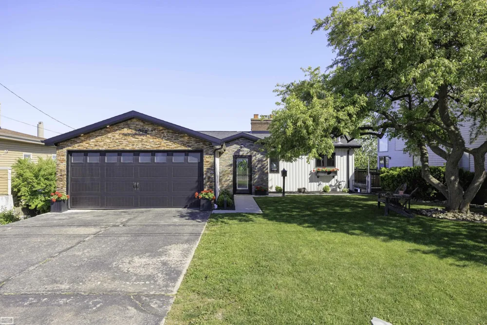 2970 Military Street Port Huron City, MI 48060