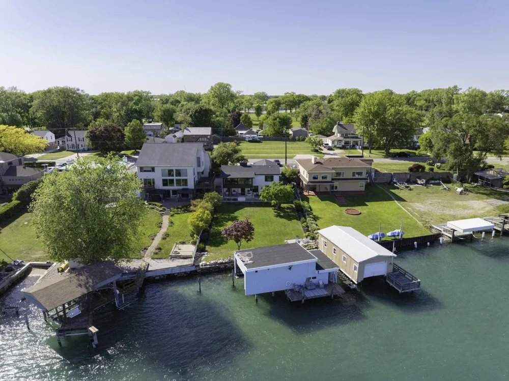 2970 Military Street Port Huron City, MI 48060