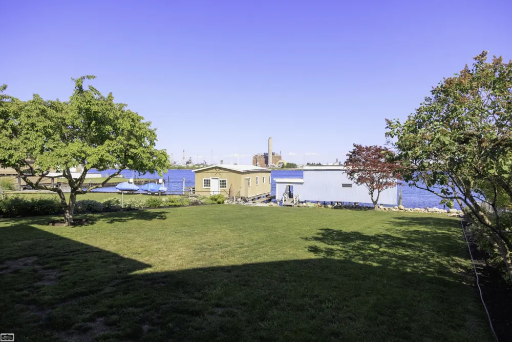2970 Military Street Port Huron City, MI 48060