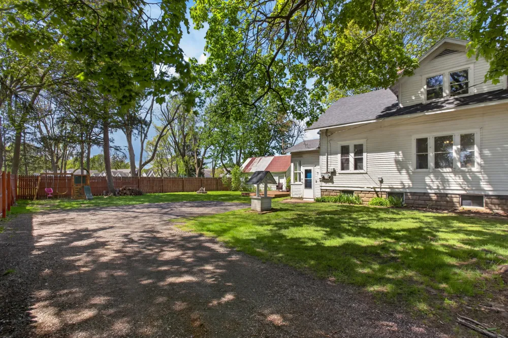 1536 E Nickerson Avenue Sodus Township, MI 49022