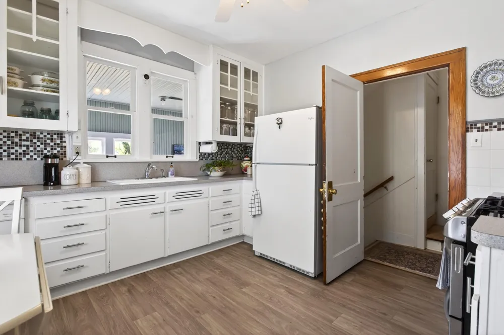 1536 E Nickerson Avenue Sodus Township, MI 49022