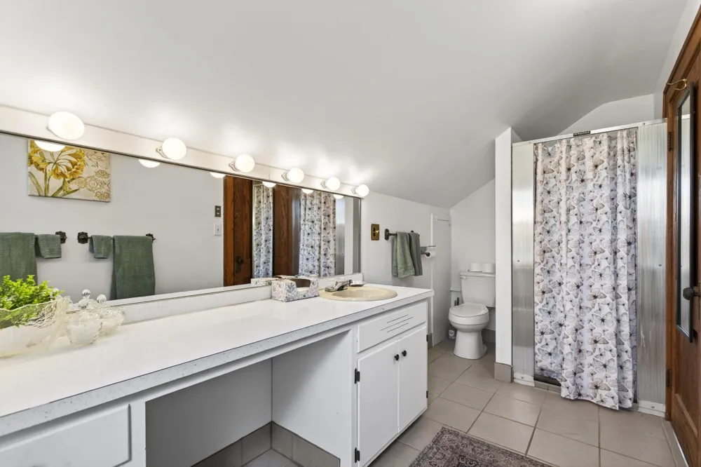 1536 E Nickerson Avenue Sodus Township, MI 49022