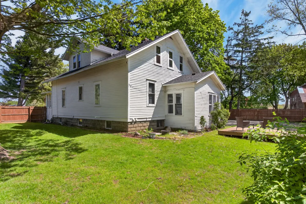 1536 E Nickerson Avenue Sodus Township, MI 49022