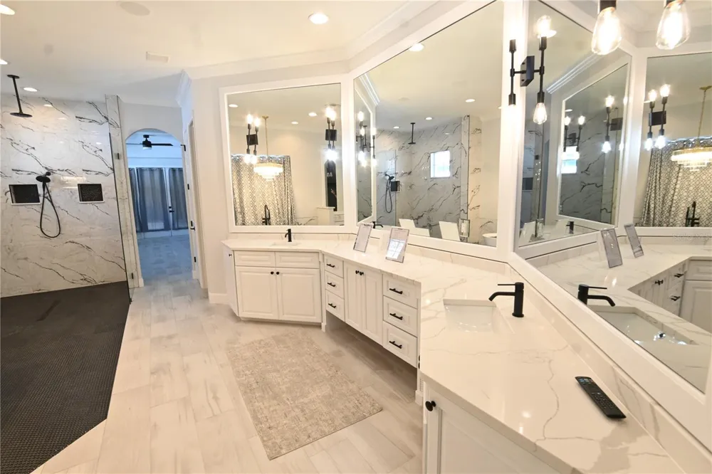 6119 FOXFIELD COURT Windermere, FL 34786