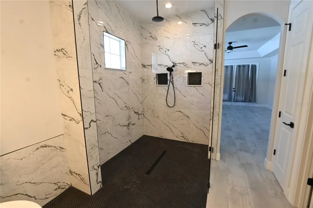 6119 FOXFIELD COURT Windermere, FL 34786