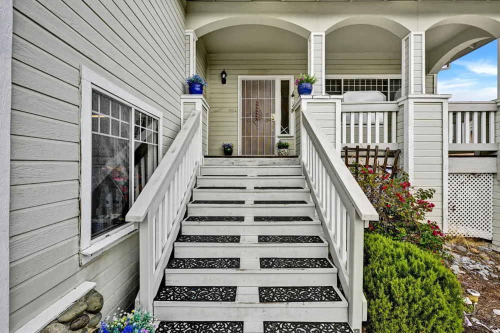 12280 Westwood Drive Auburn, CA 95603
