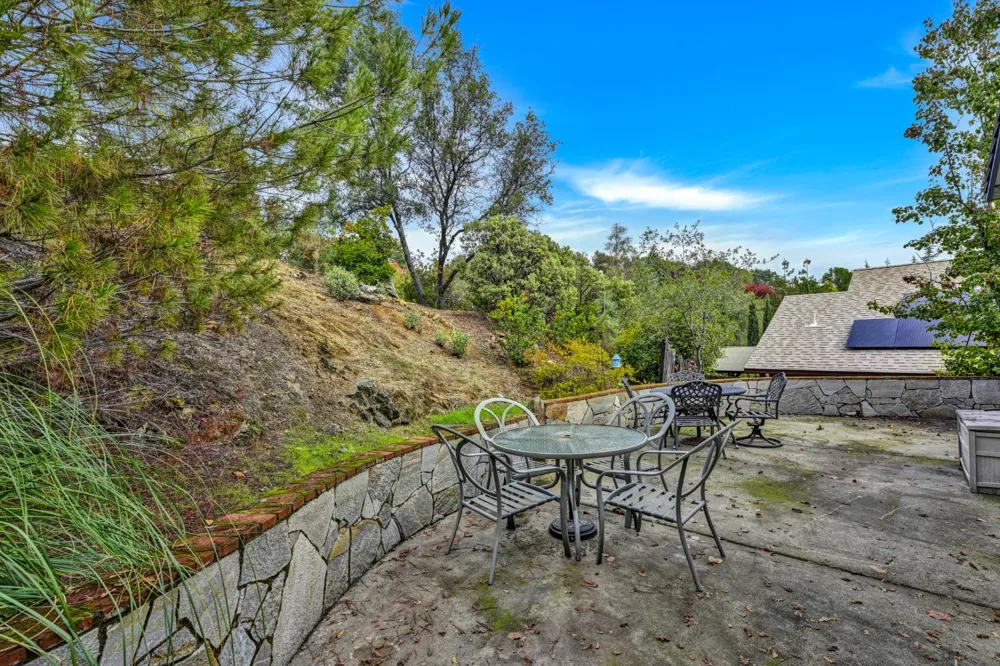 12280 Westwood Drive Auburn, CA 95603