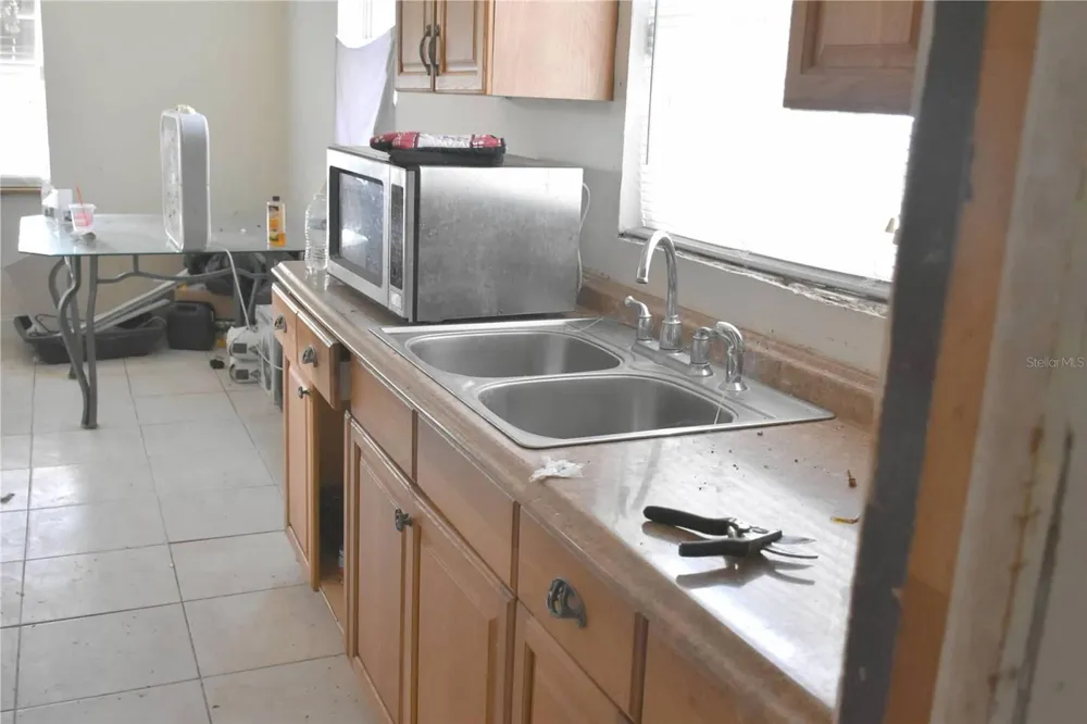907 PINE STREET Immokalee, FL 34142