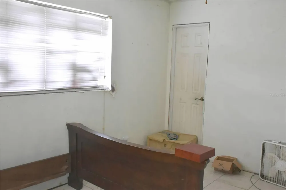 907 PINE STREET Immokalee, FL 34142