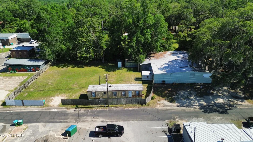 13 S Bolivar Street Chattahoochee, FL 32324
