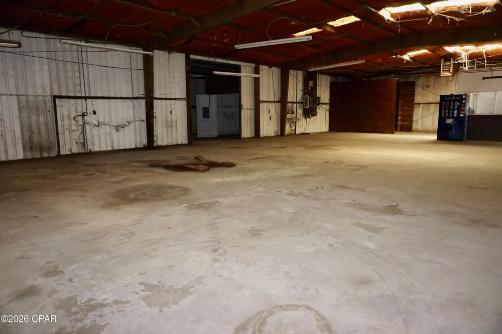 13 S Bolivar Street Chattahoochee, FL 32324