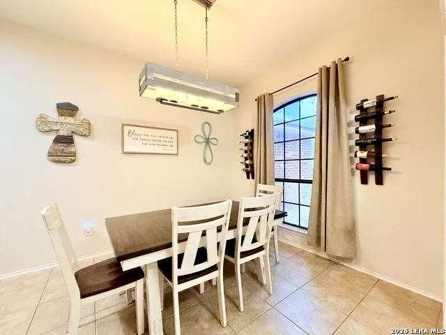 308 Bunker Hill Pleasanton, TX 78064