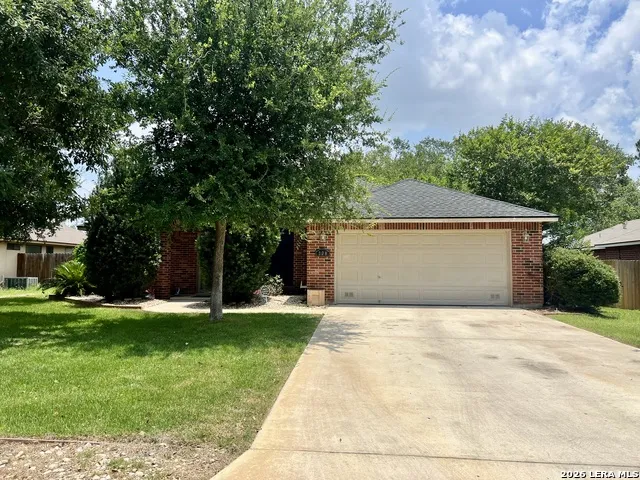 308 Bunker Hill Pleasanton, TX 78064