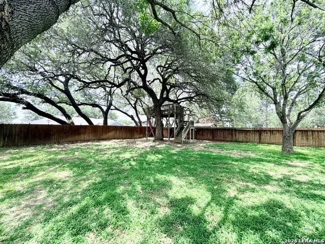 308 Bunker Hill Pleasanton, TX 78064