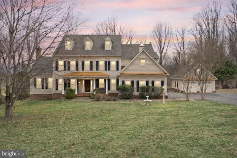 7188 KENTHURST LANE