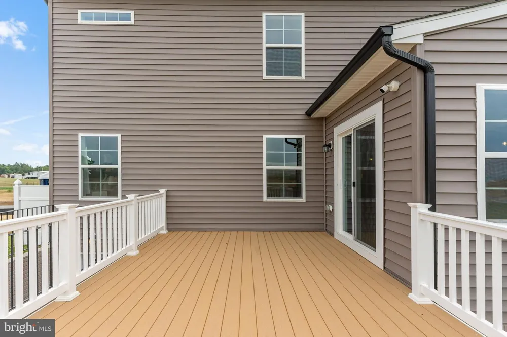 ARMISTEAD PLACE #CARNEGIE II Charles Town, WV 25414